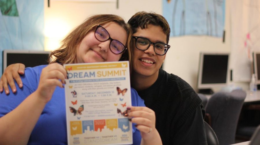 Seniors Maddie Cofer and Jaison Escobar promote the HISD DREAM Summit